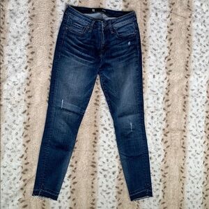Kut from the Kloth Blue Skinny Jeans with Faded Wash